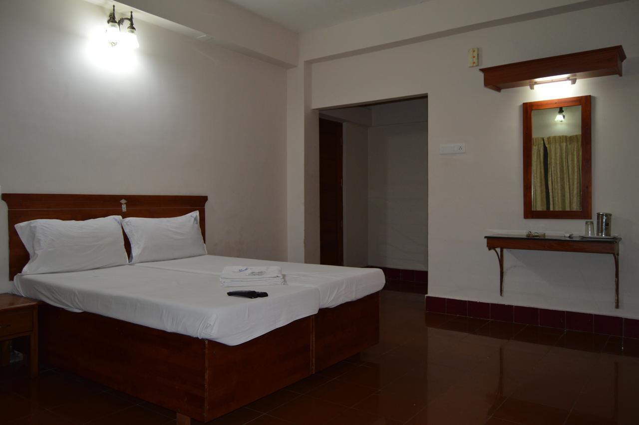 Shalimar Metro Hotel Kochi Екстериор снимка