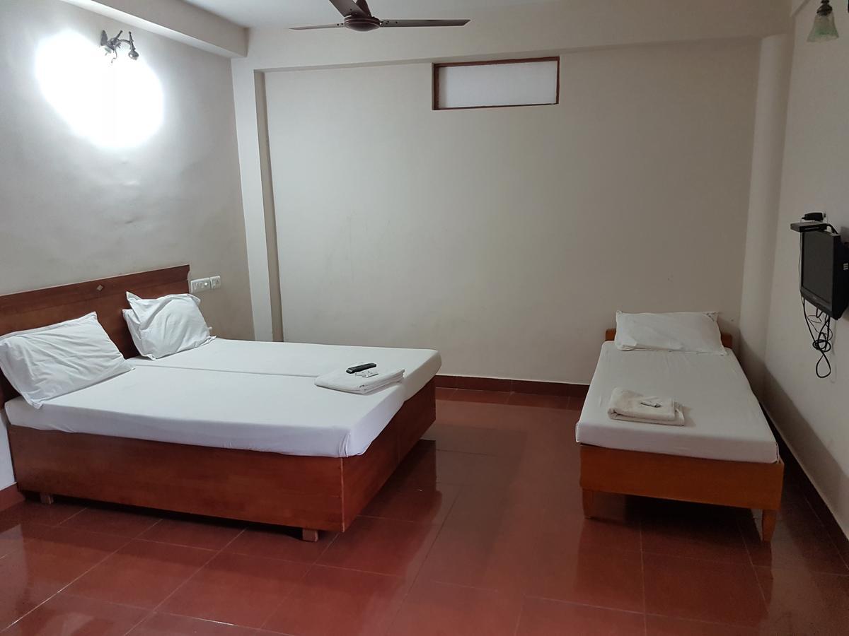 Shalimar Metro Hotel Kochi Екстериор снимка